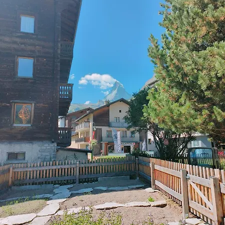 Tchiyaka Lägenhet *